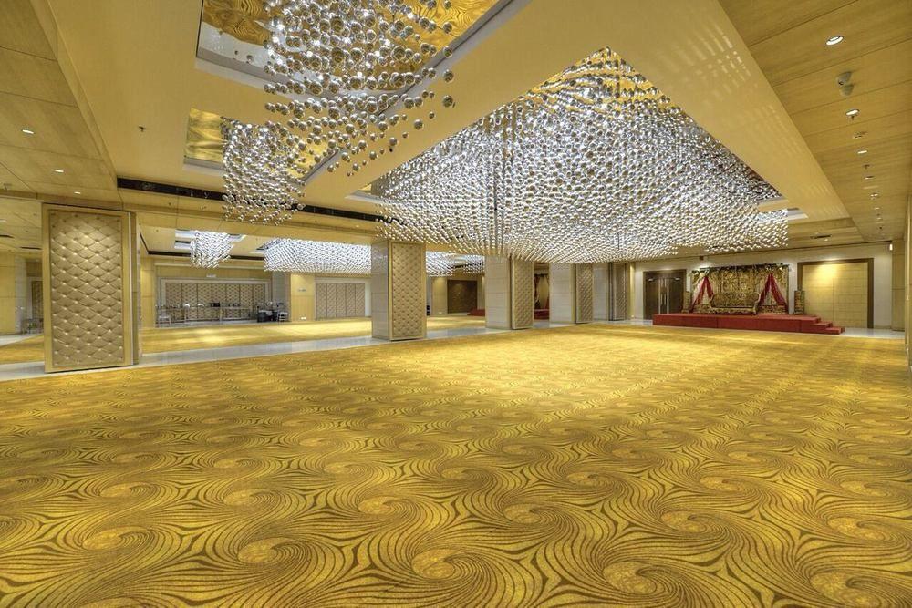 Hotel Delite Grand Faridabad Exterior photo